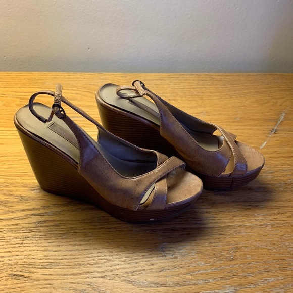 Nude Open Toe Wedge - Picture 1 of 2